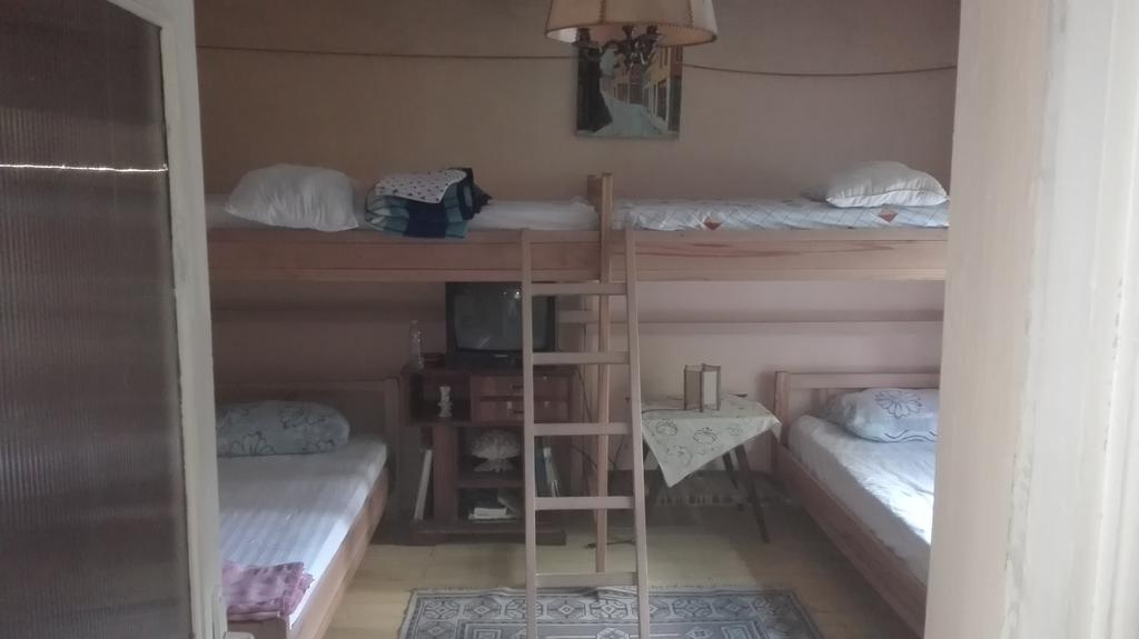 At Home Hostel Korce Eksteriør bilde